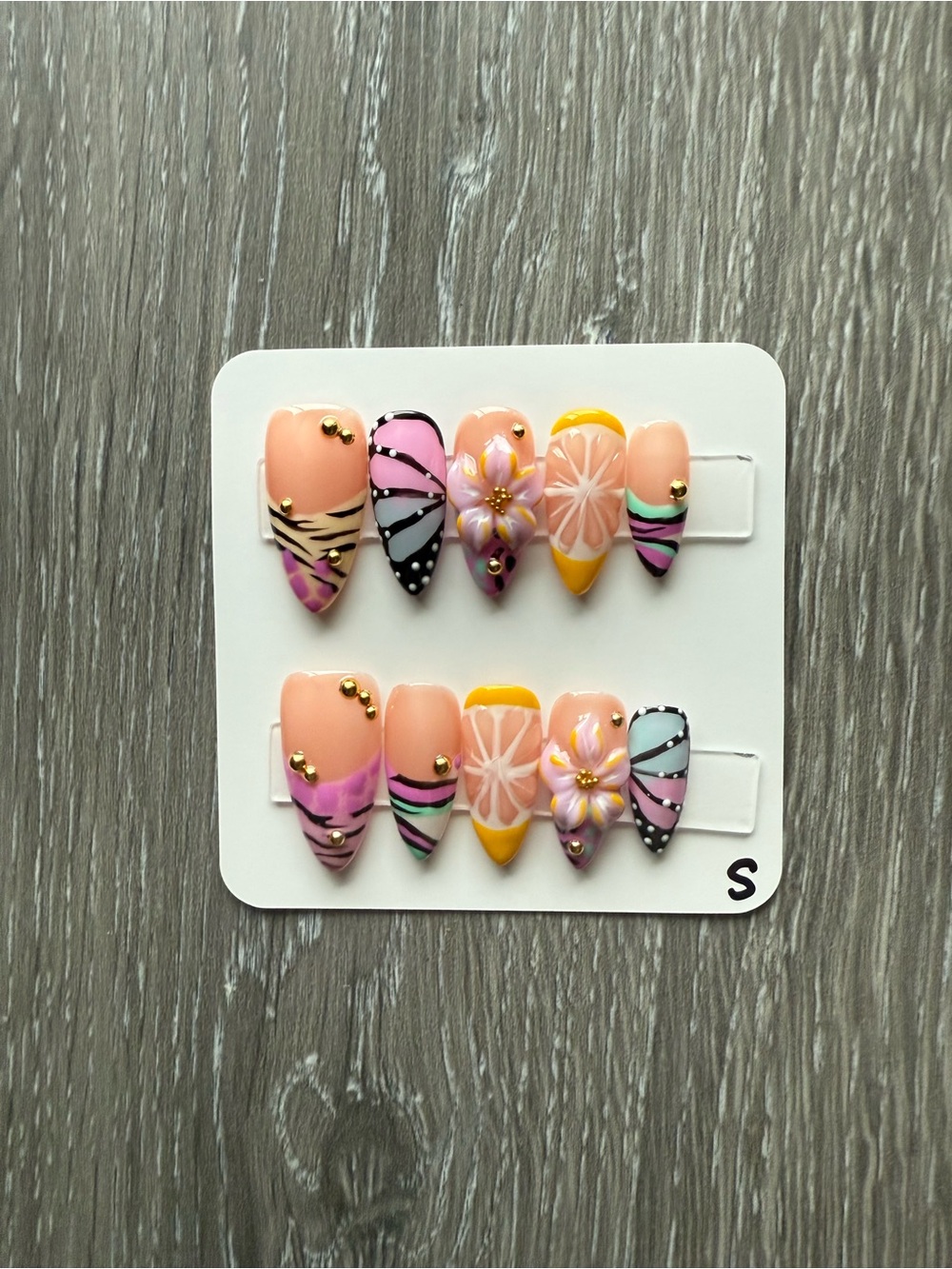 Press-On Nail Set in Peach, Purple, Yellow & Pastel Accents